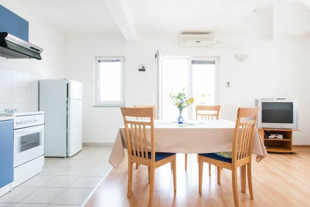 Apartments Maco Петрчане Номер фото