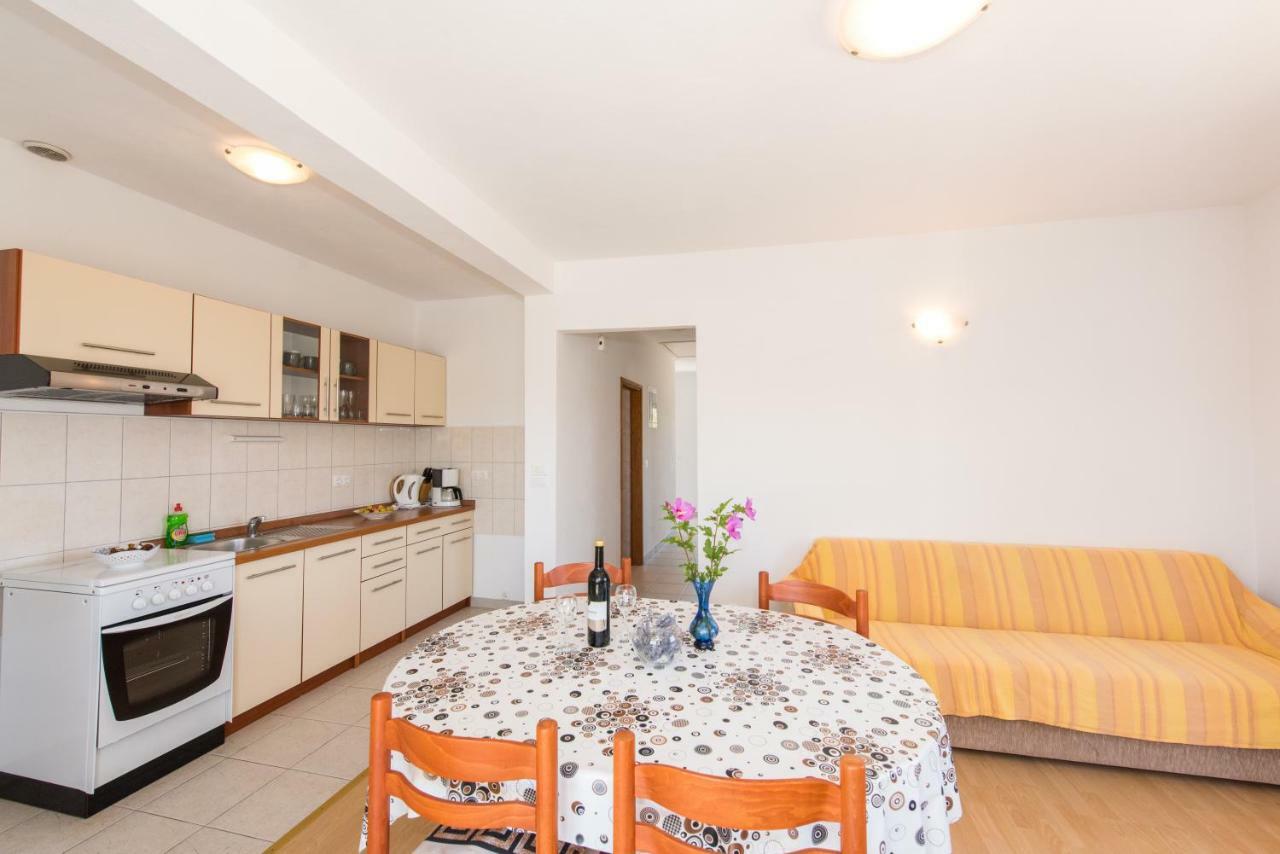 Apartments Maco Петрчане Экстерьер фото