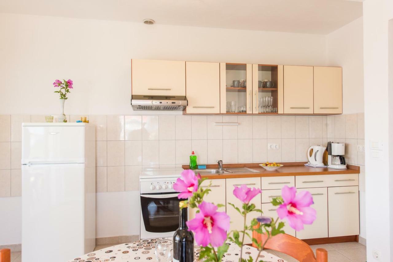 Apartments Maco Петрчане Экстерьер фото